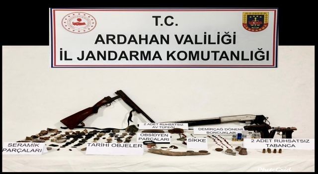 Ardahan'da Jandarma'dan tarihi eser operasyonu