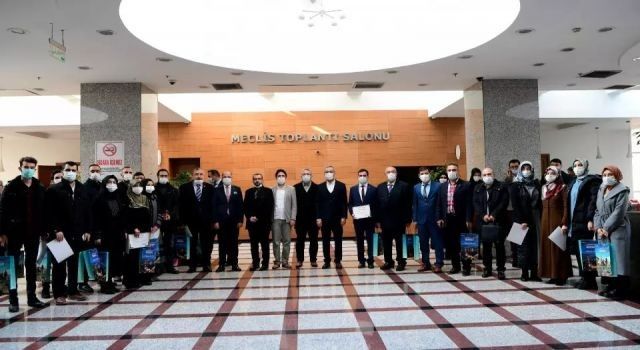 Kahramanmaraş Büyükşehir Akademi ilk mezunlarını verdi