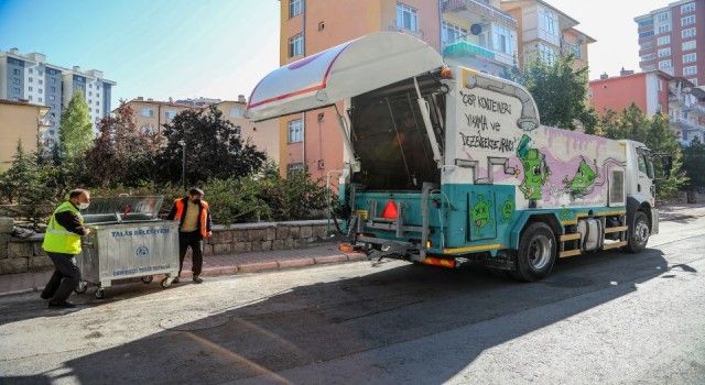 Kayseri Talas&#039;ın sokaklarında hijyen hakim