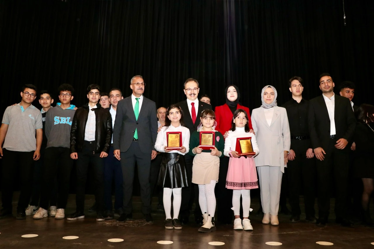 Siirt’te İstiklal Marşı'nın Kabulü Ve Mehmet Akif Ersoy’u Anma Günü Etkinliklerle Kutlandı