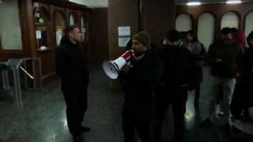 Ermenistan&#039;da hükümet binasına baskın!