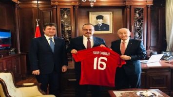TFF Başkanı Nihat Özdemir, Bursa&#039;da önemli ziyaretler gerçekleştirdi